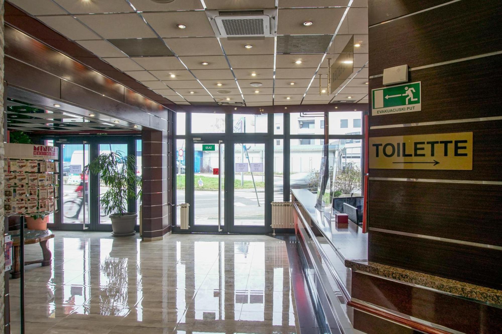 Hotel Europa Zagreb Bagian luar foto