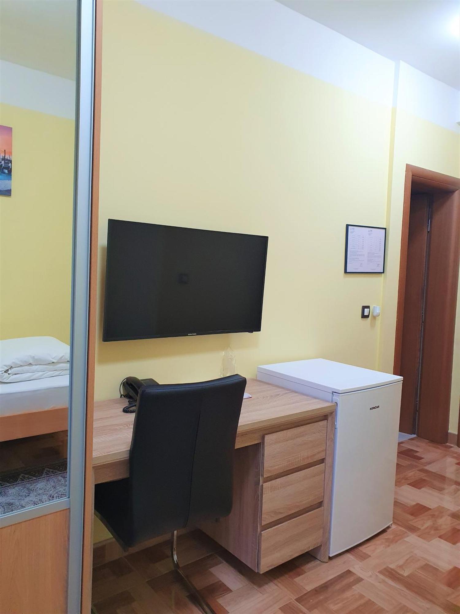 Hotel Europa Zagreb Bagian luar foto