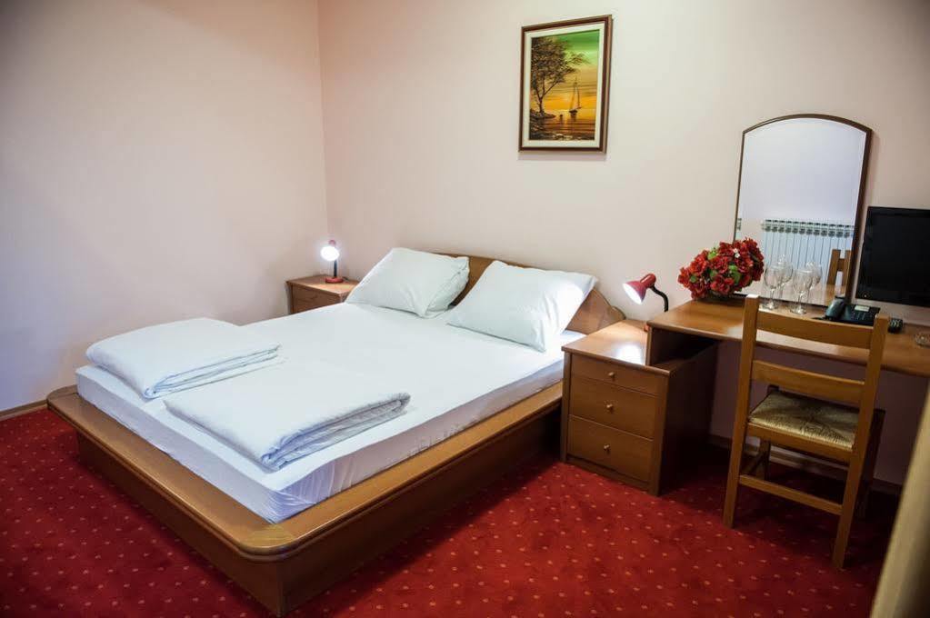 Hotel Europa Zagreb Bagian luar foto
