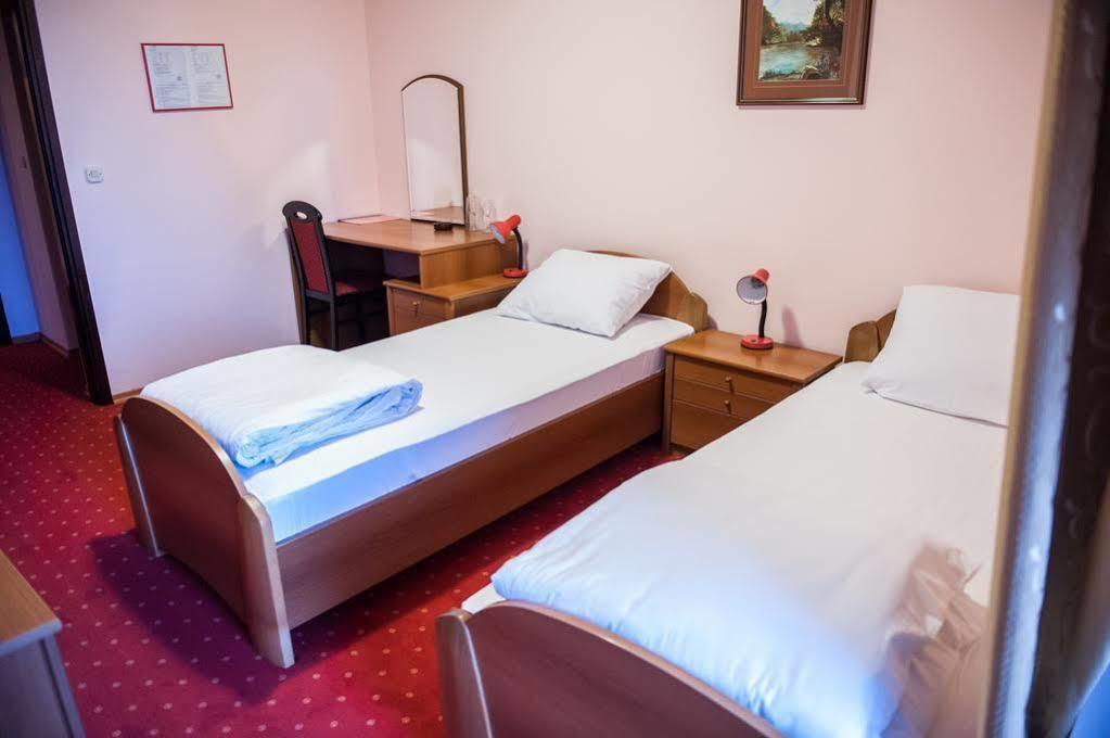 Hotel Europa Zagreb Bagian luar foto